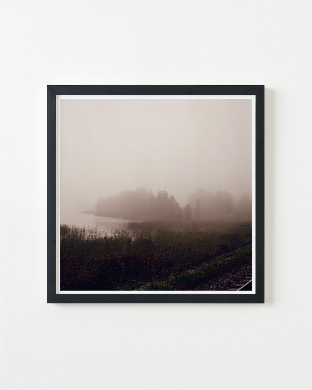 Photography by Anna Moller titled "Long Way Home 5" - 3.