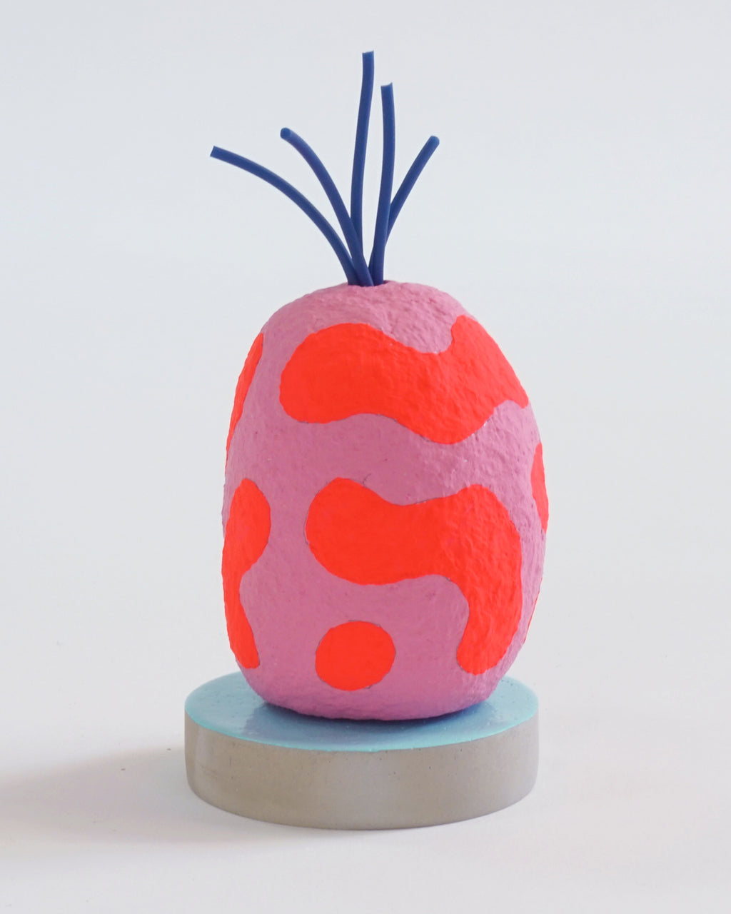 Sculpture by Adam Frezza & Terri Chiao (CHIAOZZA) titled "Girolamo" - 2.