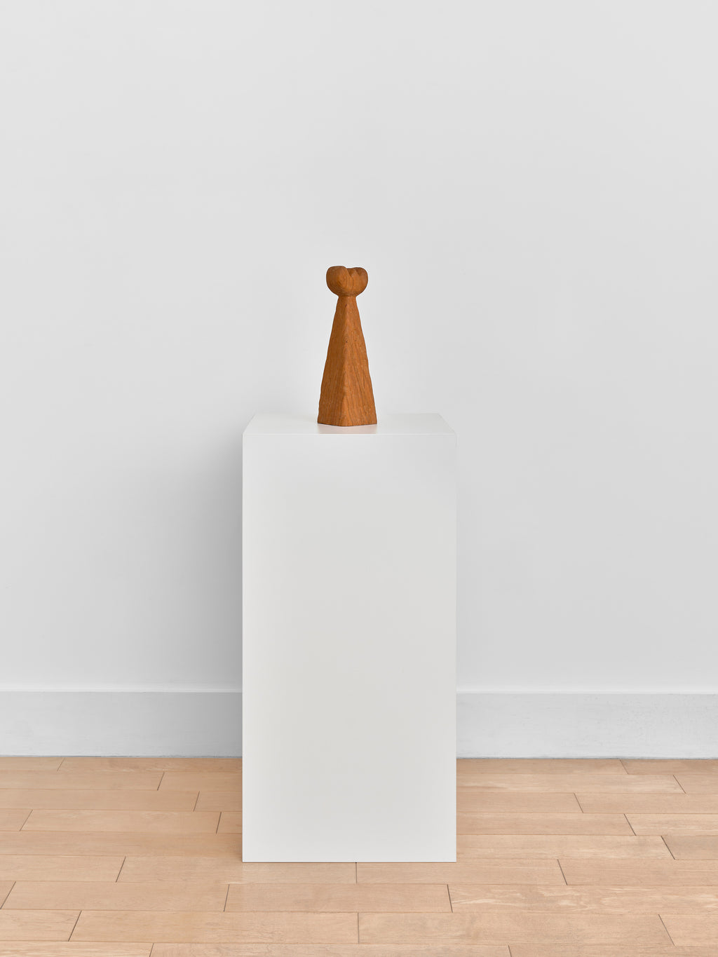 Sculpture by Dan Covert titled "Regards (Maquette)" - 5.