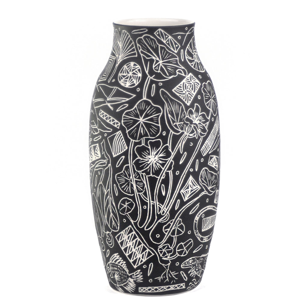 Sculpture by Dana Bechert titled "Bat / Nasturtium Vase" - 3.