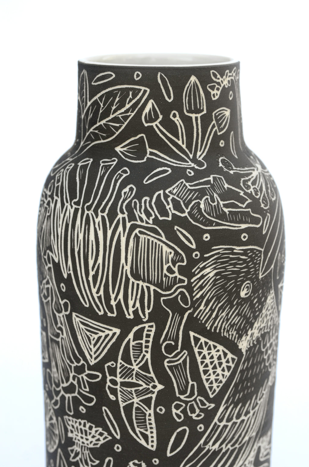 Sculpture by Dana Bechert titled "Kingfisher Vase" - 3.