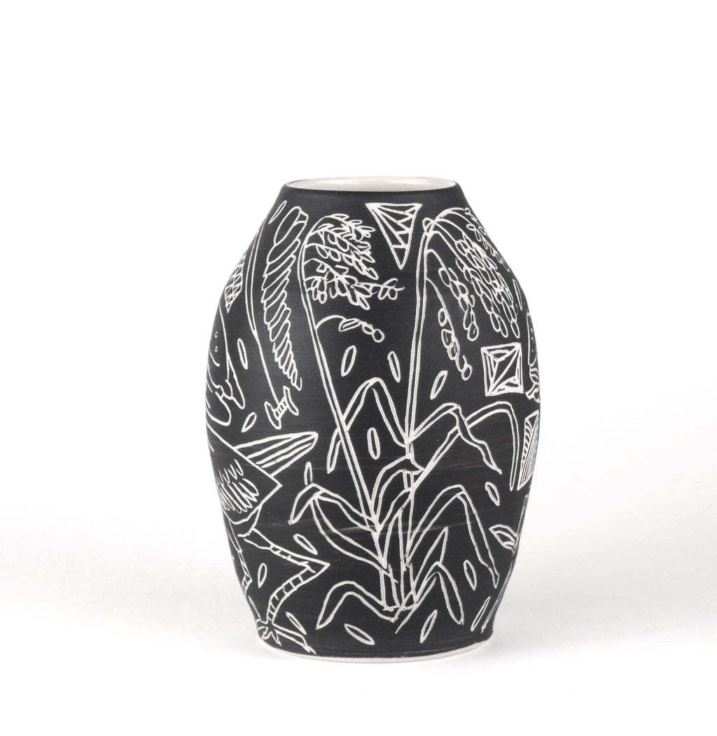 Sculpture by Dana Bechert titled "North Carolina Beach Vase" - 3.