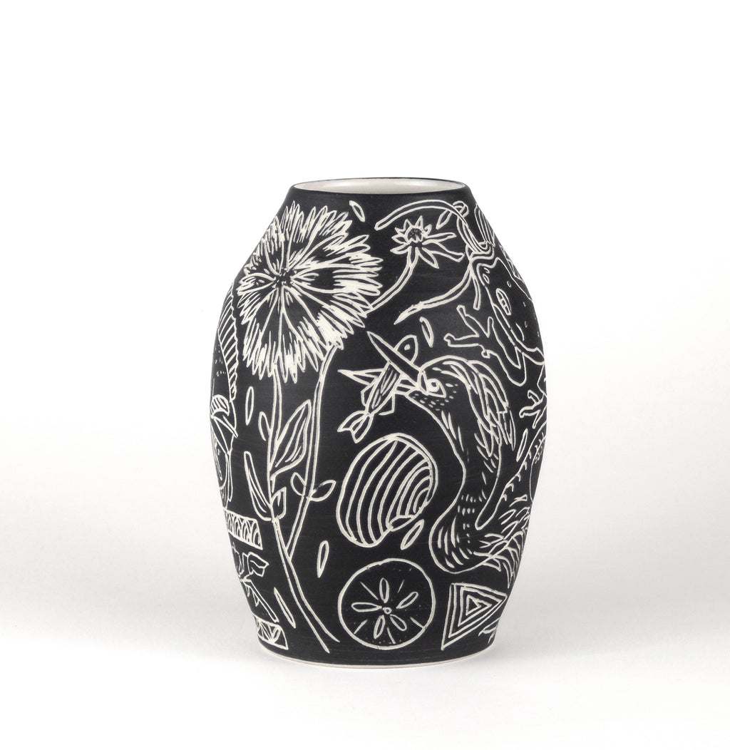 Sculpture by Dana Bechert titled "North Carolina Beach Vase" - 5.