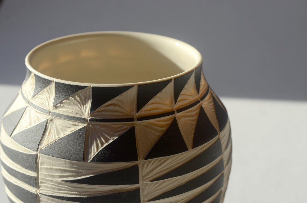 Sculpture by Dana Bechert titled "Triangle Bulb Vase" - 5.