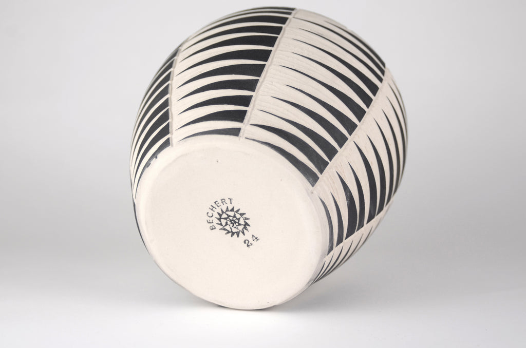 Sculpture by Dana Bechert titled "Triangle Bulb Vase" - 6.