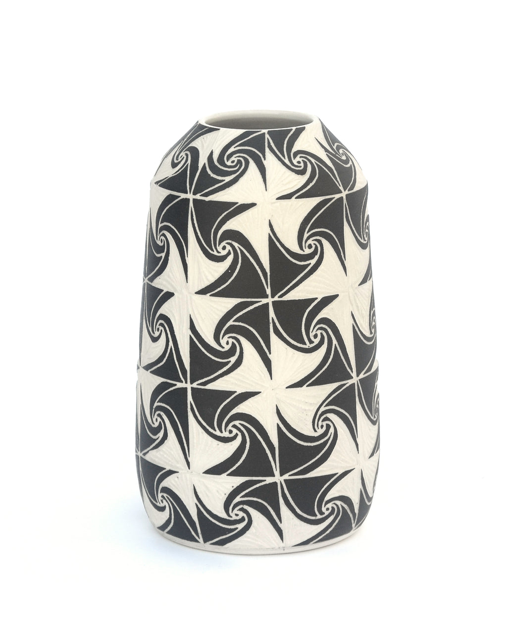 Sculpture by Dana Bechert titled "Whirl Vase" - 2.