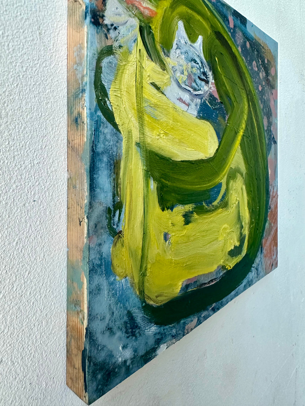 Painting by Diana Delgado titled "Hug (smiling cat)" - 5.