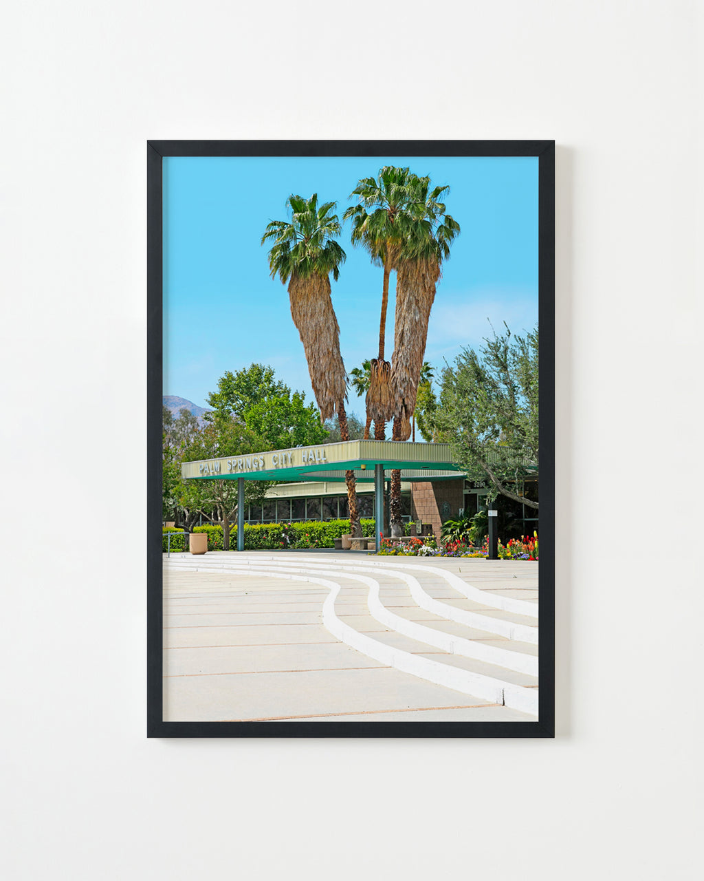 Photography by Dolly Faibyshev titled "City Hall" - 3.
