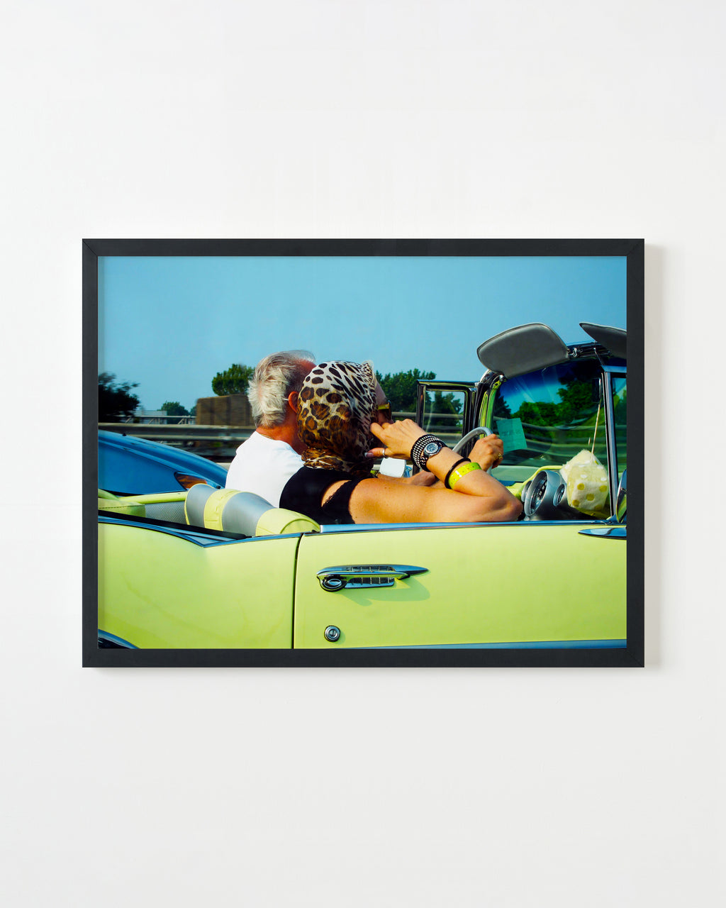 Photography by Dolly Faibyshev titled "Kitty's Back in Town" - 3.