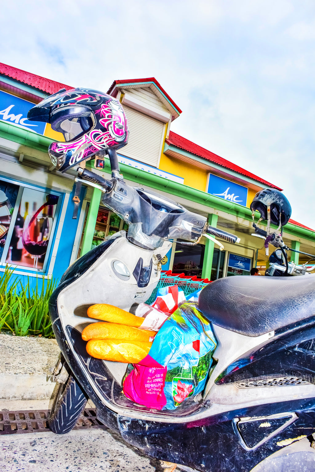 Photography by Dolly Faibyshev titled "La Superette" - 2.