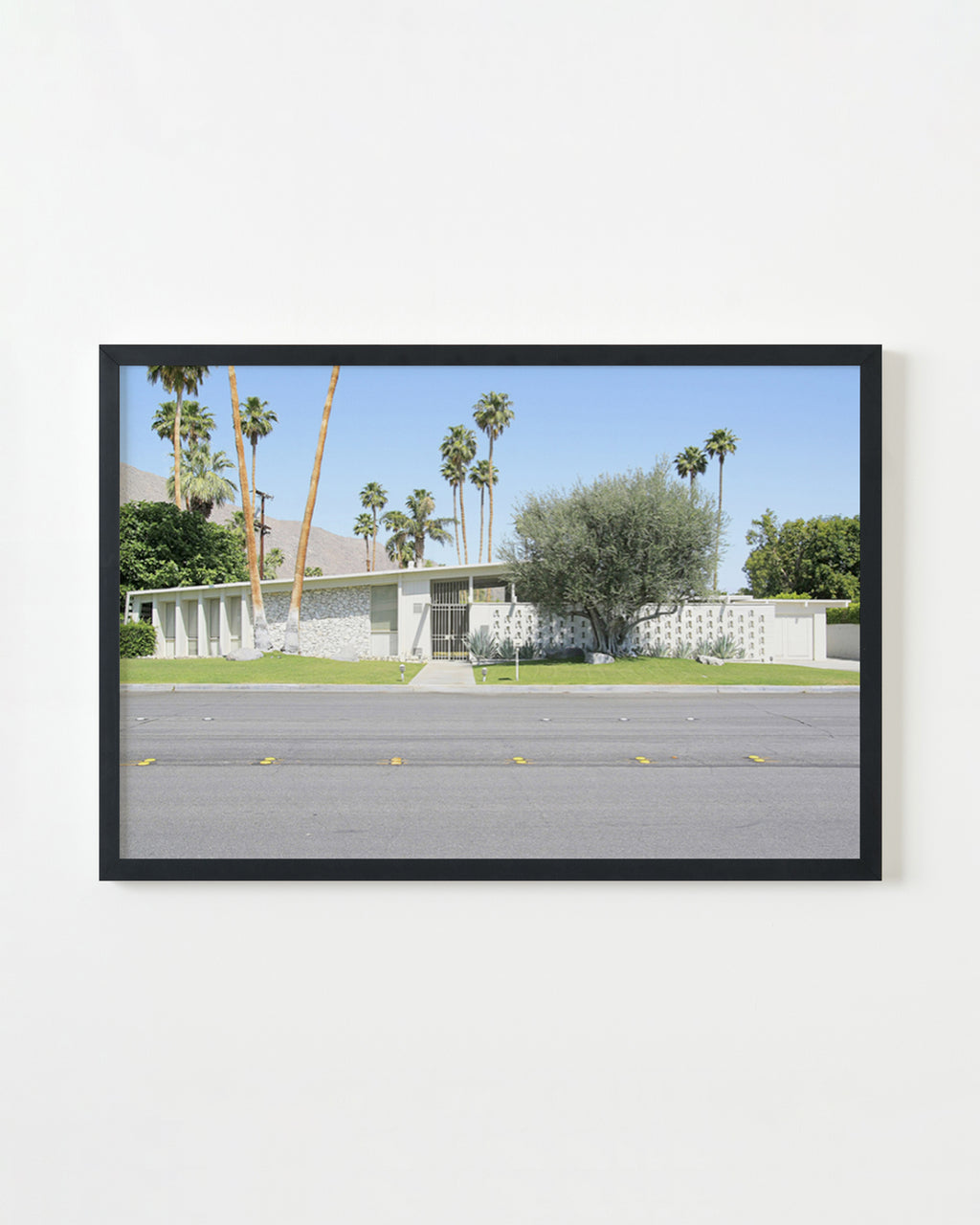 Photography by Dolly Faibyshev titled "Mid-Century House #2" - 3.