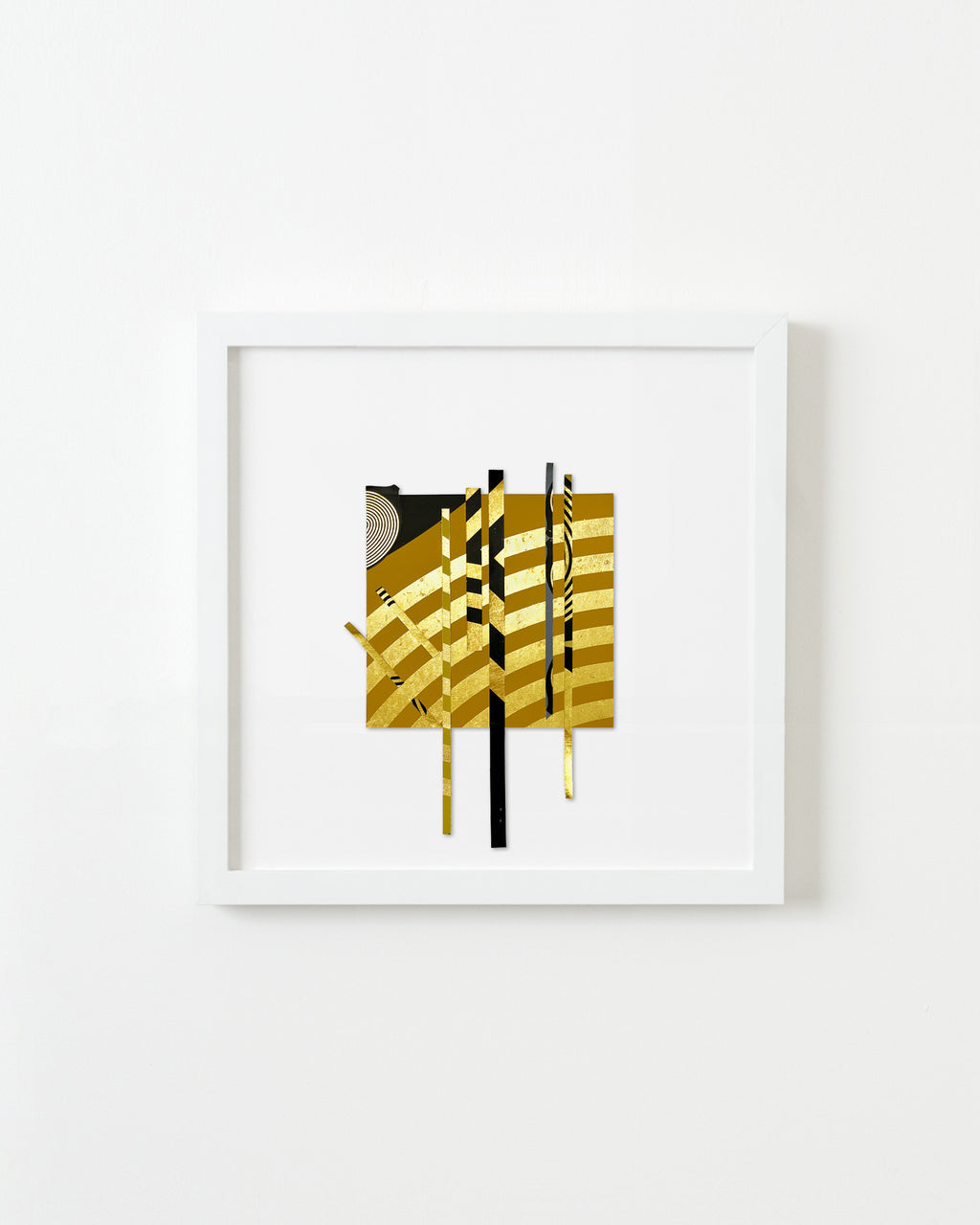 Mixed Media by Lisa Hunt titled "Cross Sections Free Form No. 16" - 1.