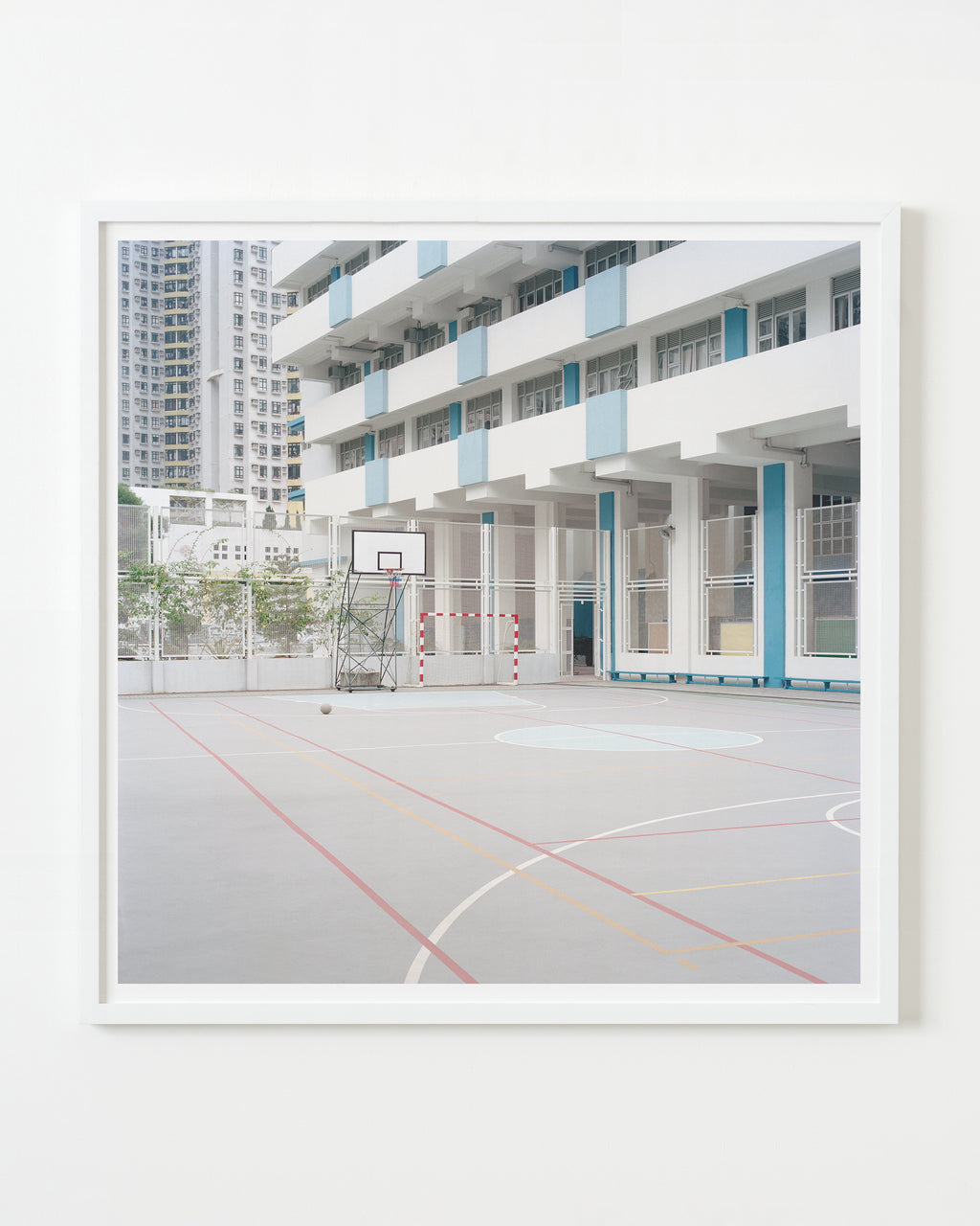 Photography by Ward Roberts titled "court 5 - hong kong 2007" - 1.