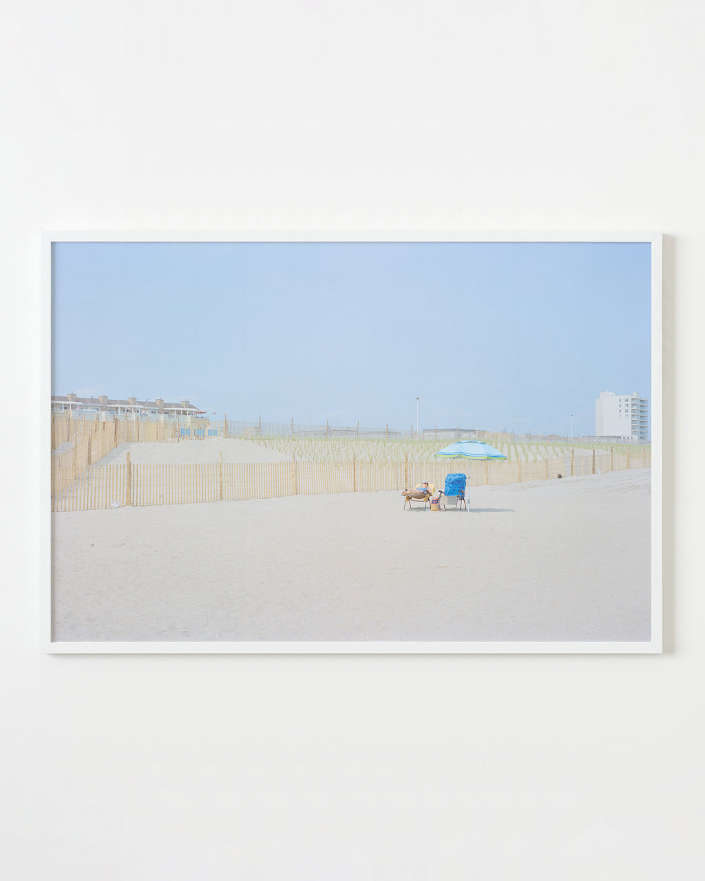 Photography by Ward Roberts titled "flotsam 40" - 1.