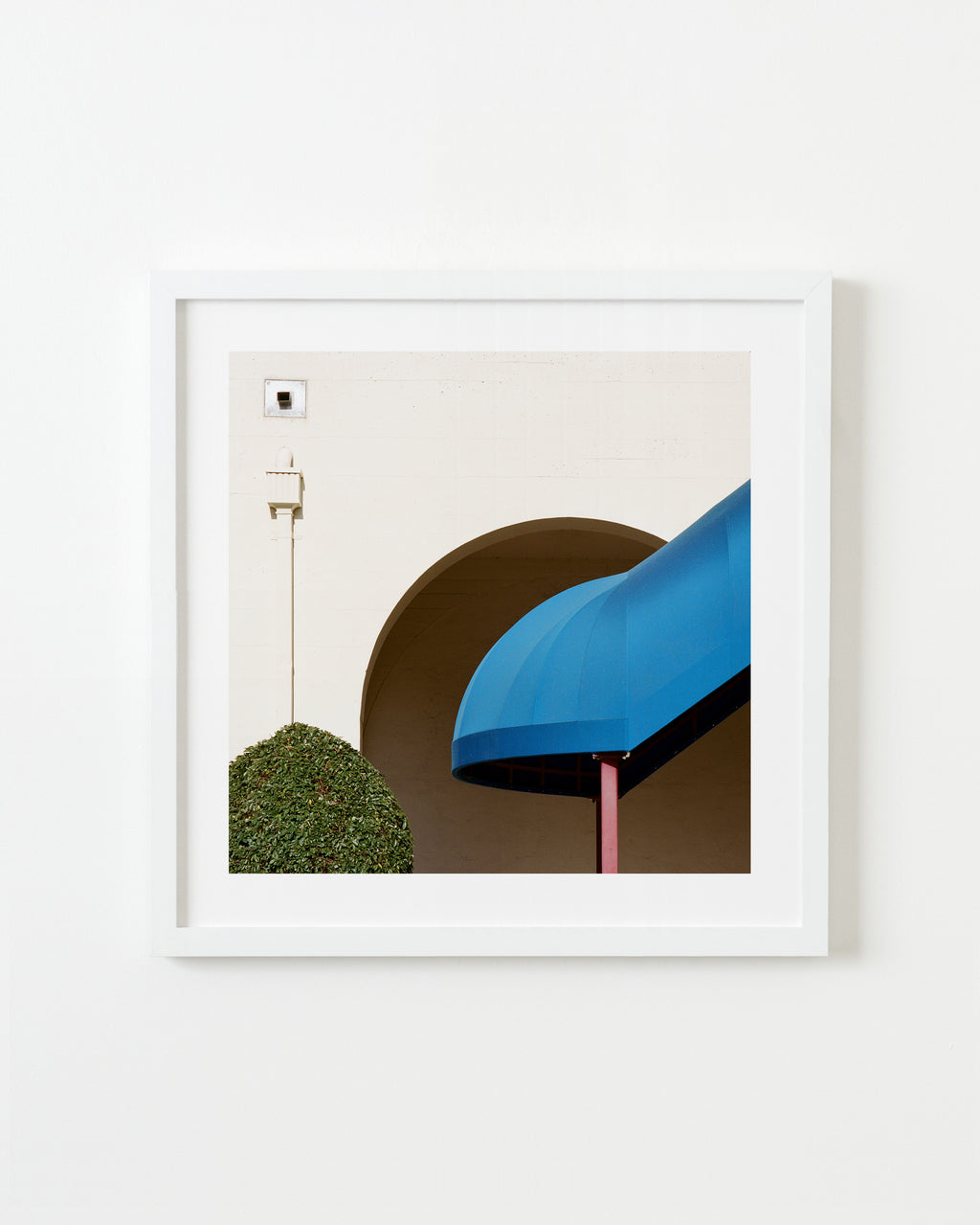 Photography by Sinziana Velicescu titled "East Hollywood, Los Angeles" - 1.