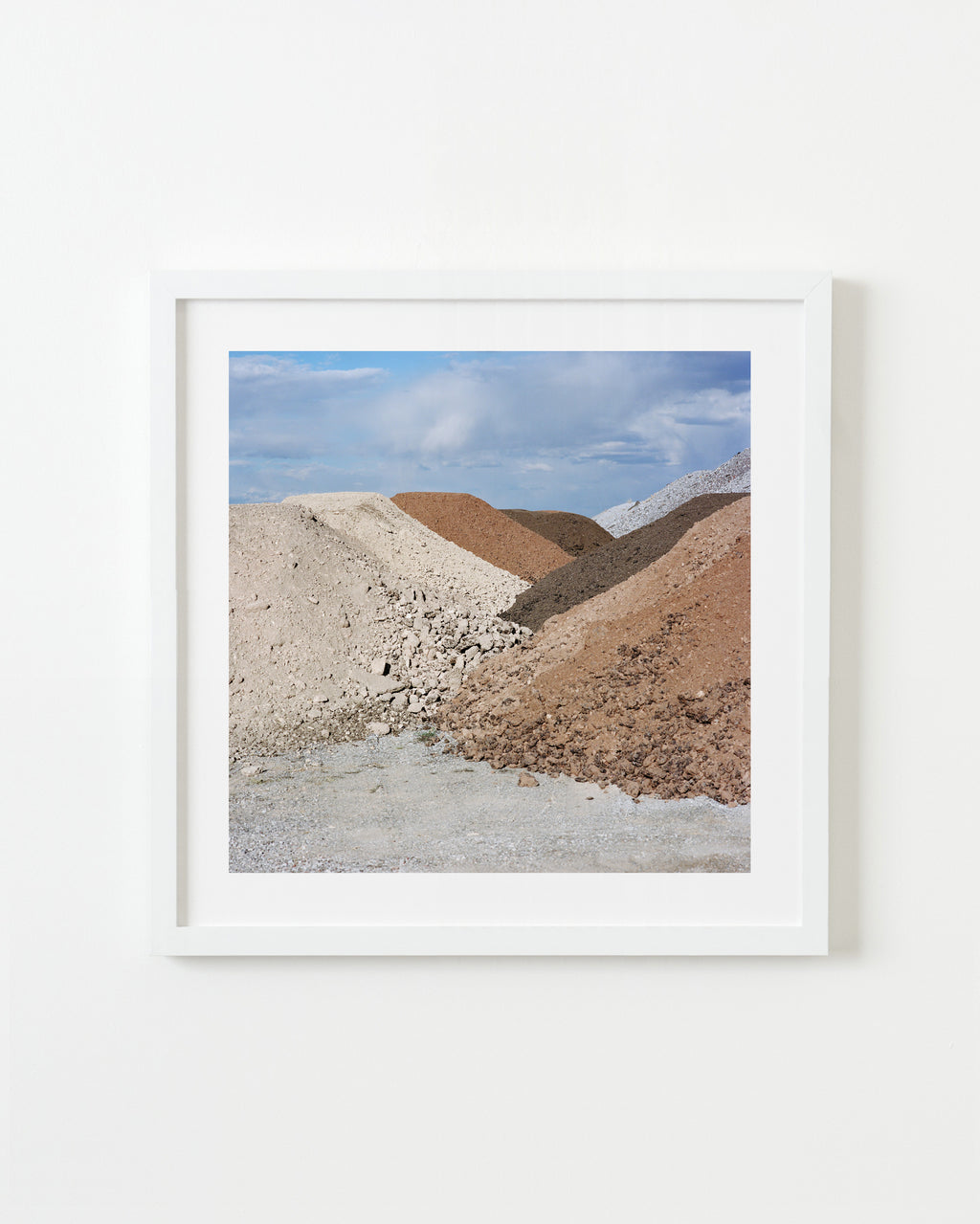 Photography by Sinziana Velicescu titled "Two Guns, AZ" - 1.