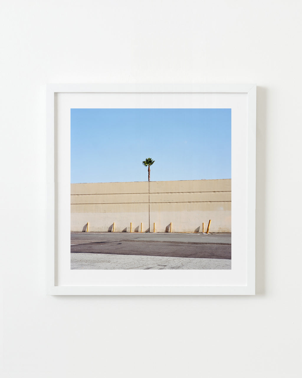 Photography by Sinziana Velicescu titled "Commerce, CA" - 1.