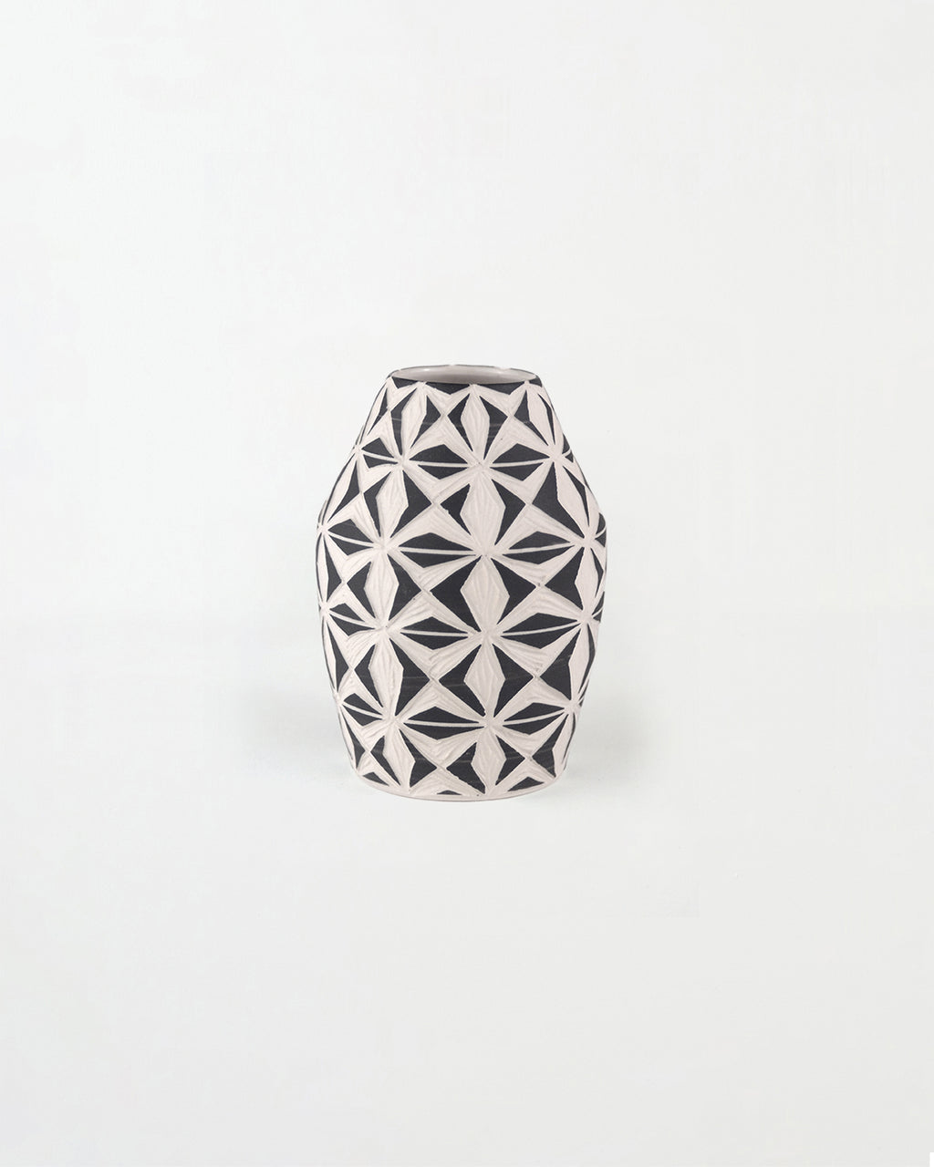 Sculpture by Dana Bechert titled "X Bud Vase" - 1.