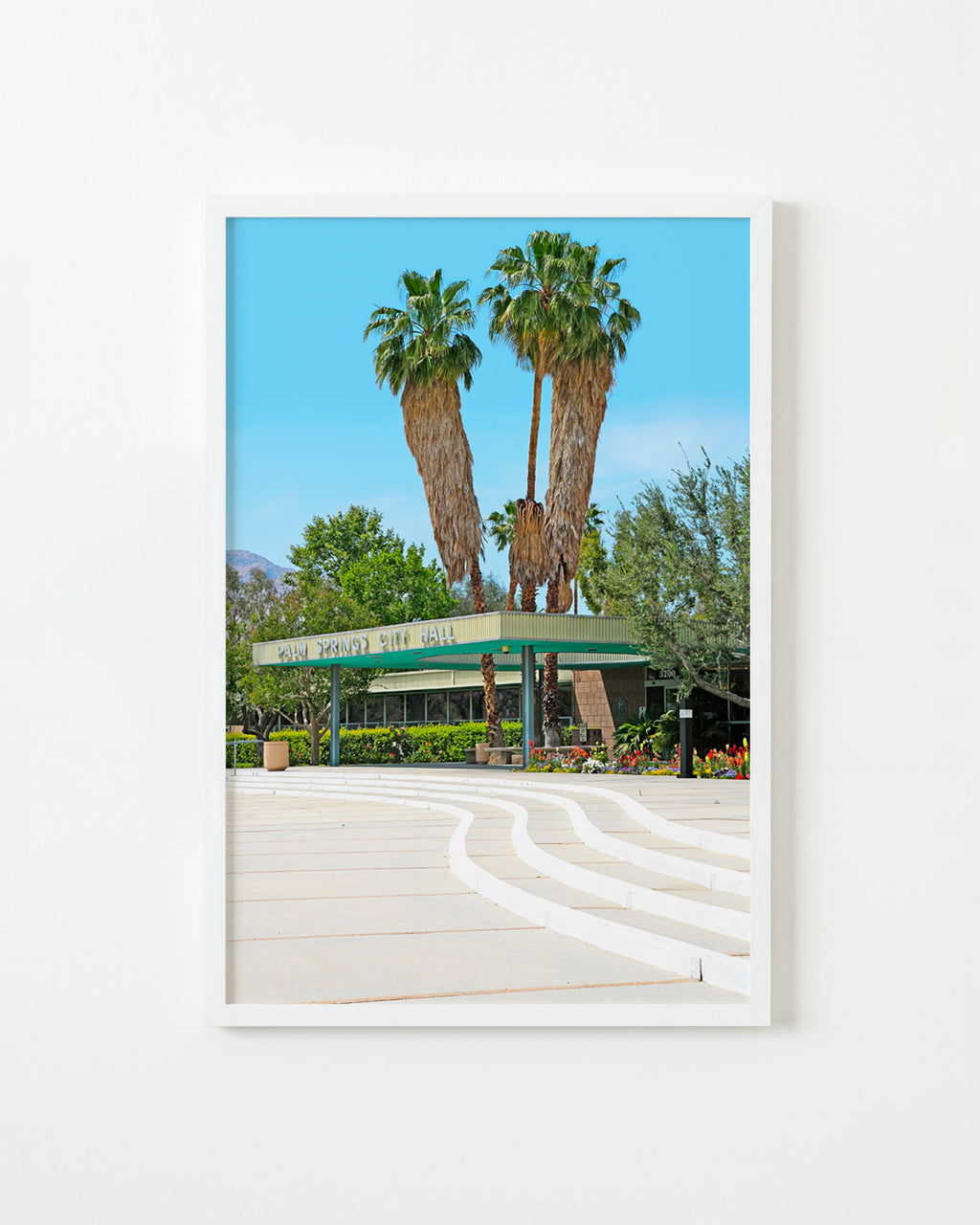 Photography by Dolly Faibyshev titled "City Hall" - 1.