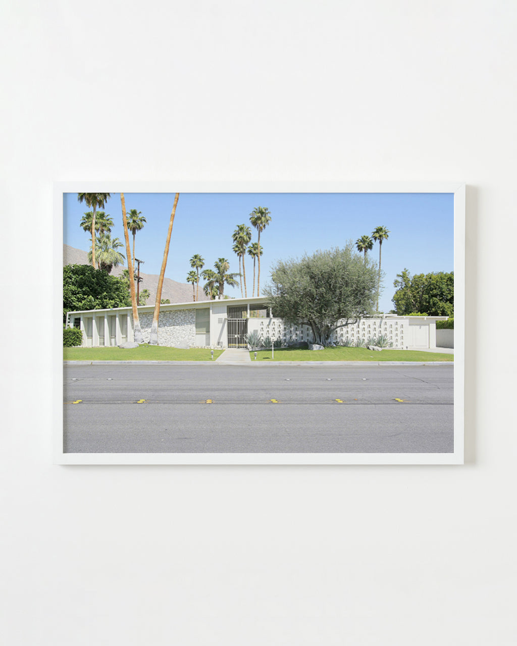 Photography by Dolly Faibyshev titled "Mid-Century House #2" - 1.