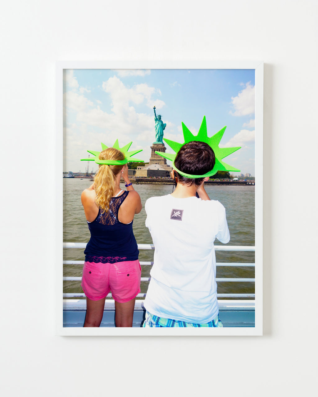 Photography by Dolly Faibyshev titled "Teen Tourists" - 1.