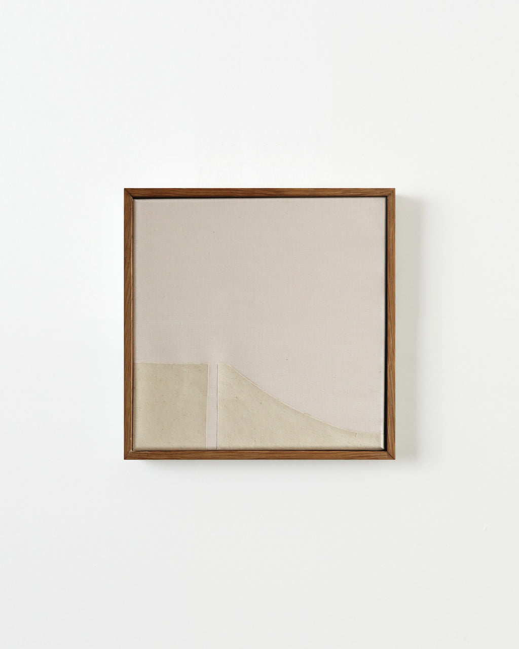 Axiom - Mada Vicassiau