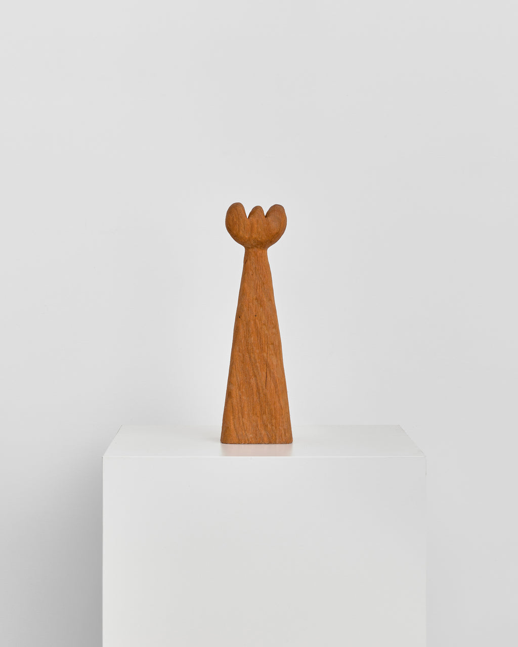 Sculpture by Dan Covert titled "Regards (Maquette)" - 1.