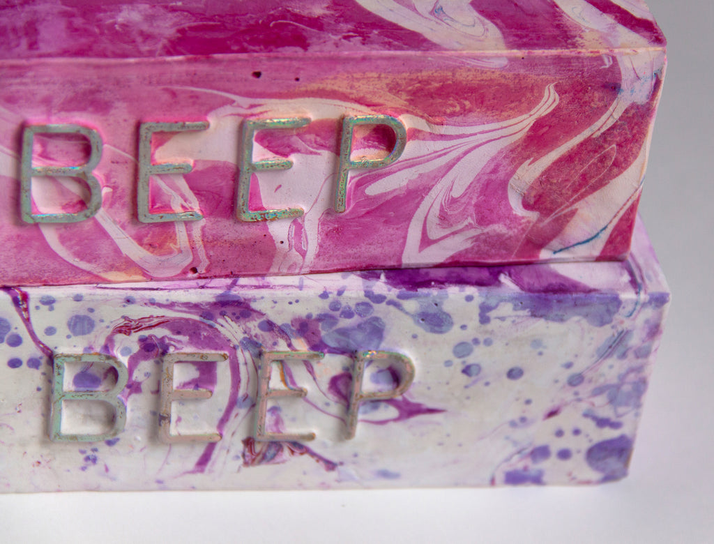 Sculpture by Ben Skinner titled "BEEP BEEP" - 3.