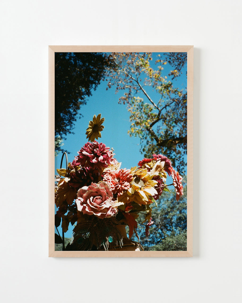 Photography by Jessica Haye & Clark Hsiao titled "Autumn Bouquet" - 4.