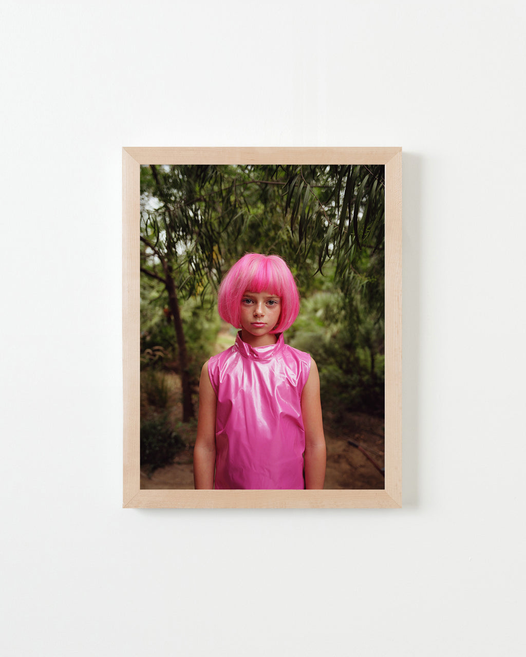 Photography by Jessica Haye & Clark Hsiao titled "Bela Alien" - 4.