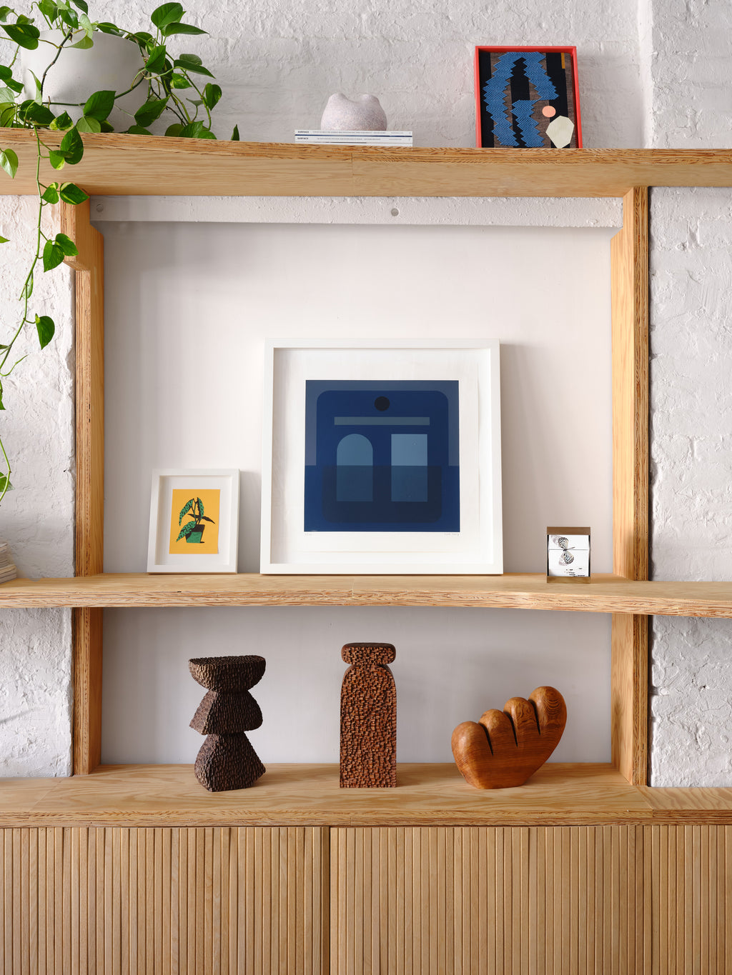 Sculpture by J.C. Fontanive titled "Paper Kite" - 7.