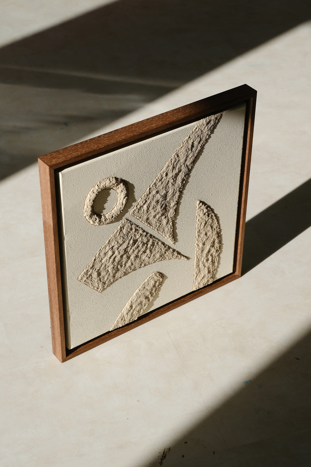 Painting by Lara Youssef Nabawy titled "Sculpted (1)" - 5.
