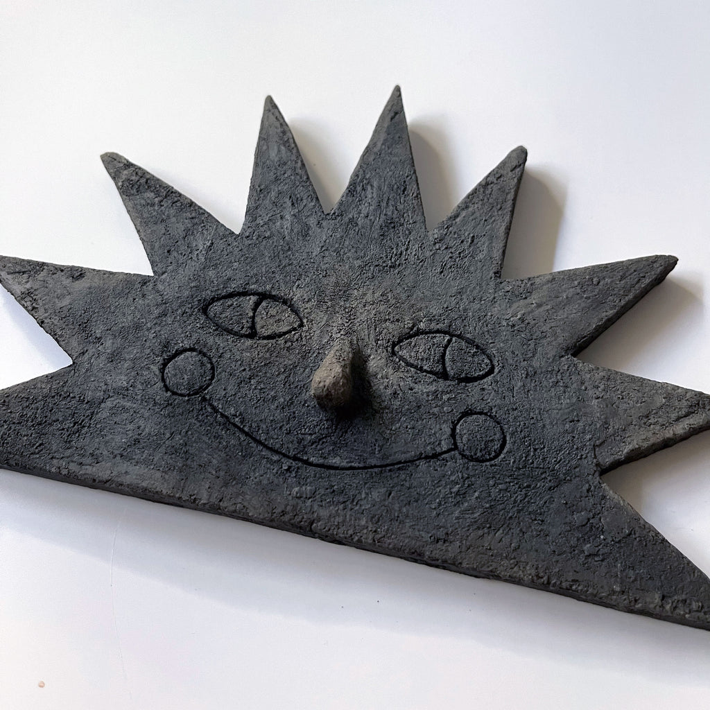 Sculpture by Paulina Ho titled "Welcome The New Day" - 2.