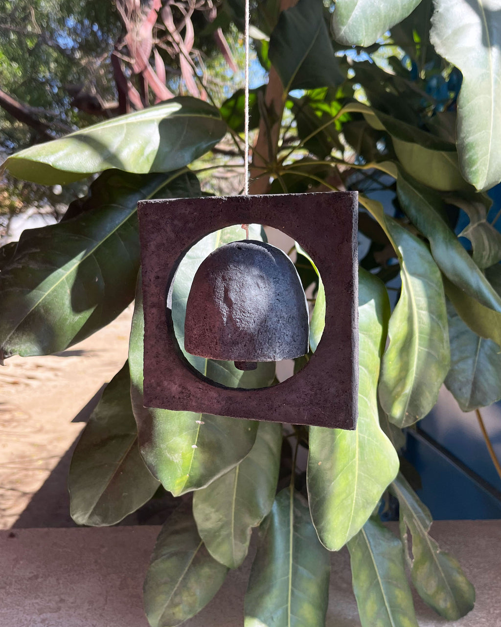 Sculpture by Paulina Ho titled "How Things Sync" - 2.