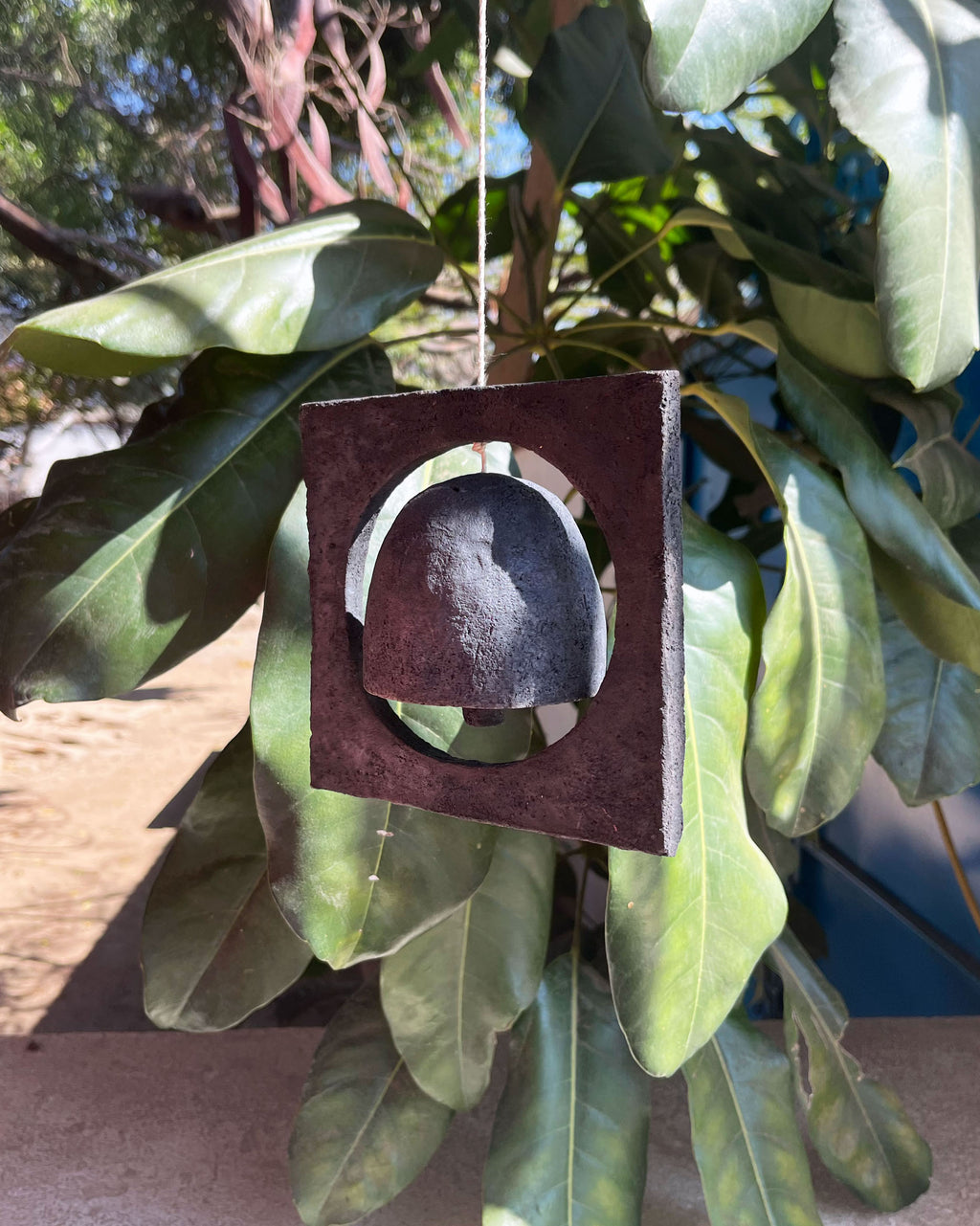 Sculpture by Paulina Ho titled "How Things Sync" - 4.