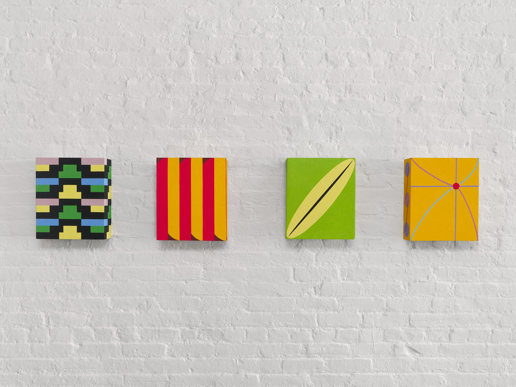 Painting by Evi O. titled "The Peacock Spider Boogies To 70s Disco Funk" - 8.