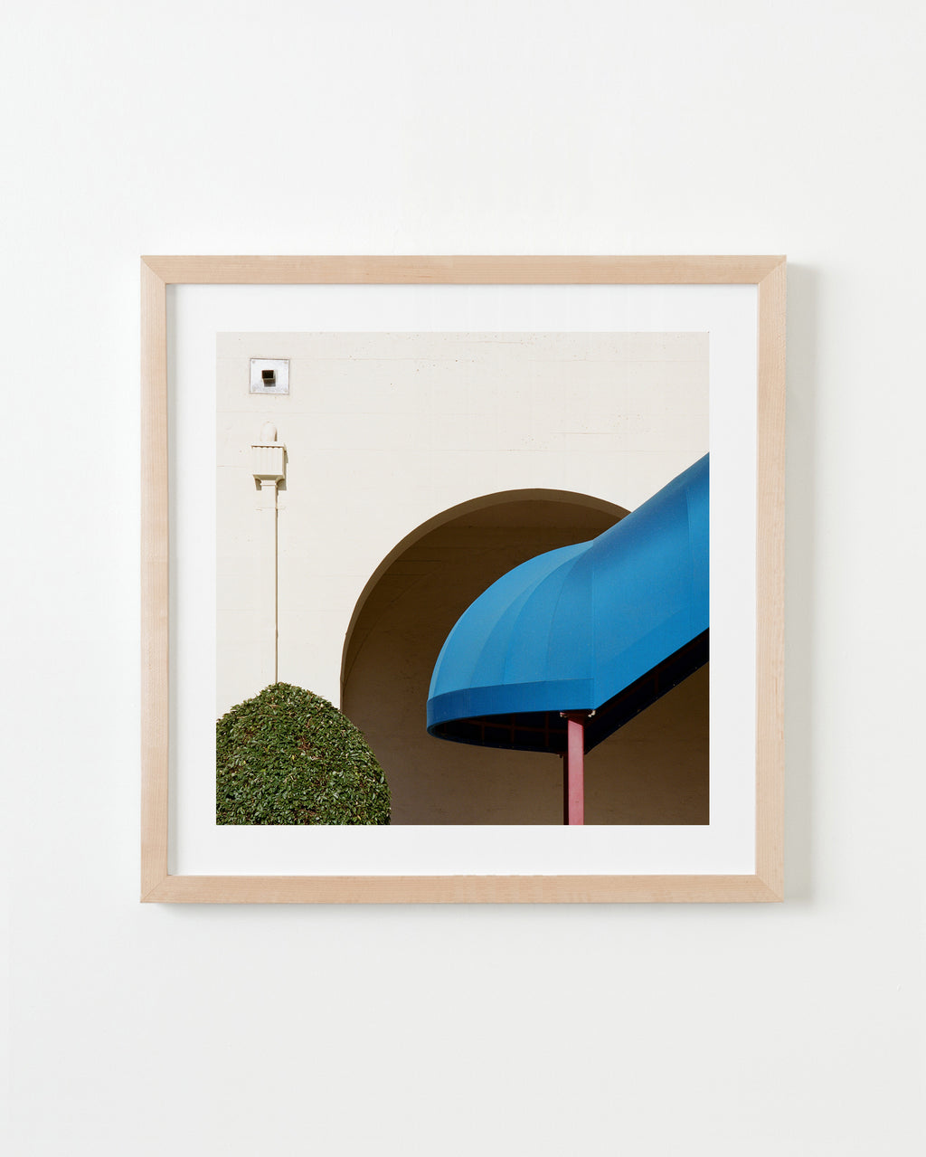 Photography by Sinziana Velicescu titled "East Hollywood, Los Angeles" - 4.