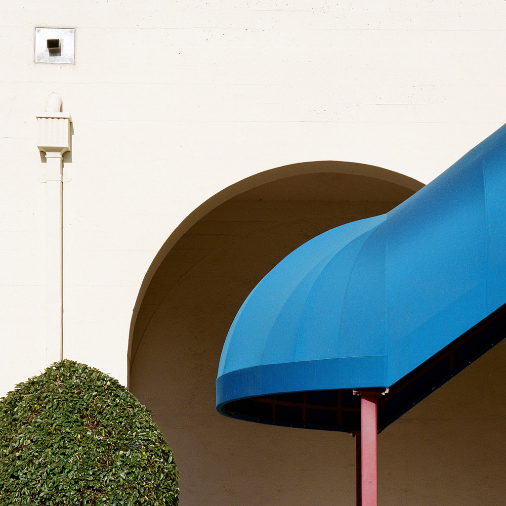Photography by Sinziana Velicescu titled "East Hollywood, Los Angeles" - 2.