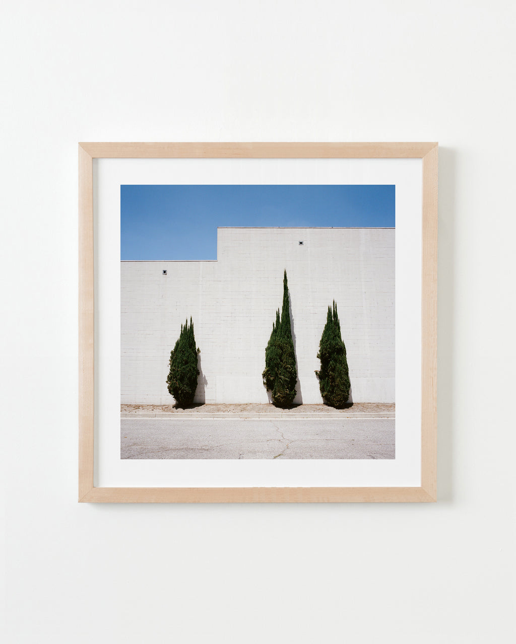 Photography by Sinziana Velicescu titled "El Monte, CA" - 4.