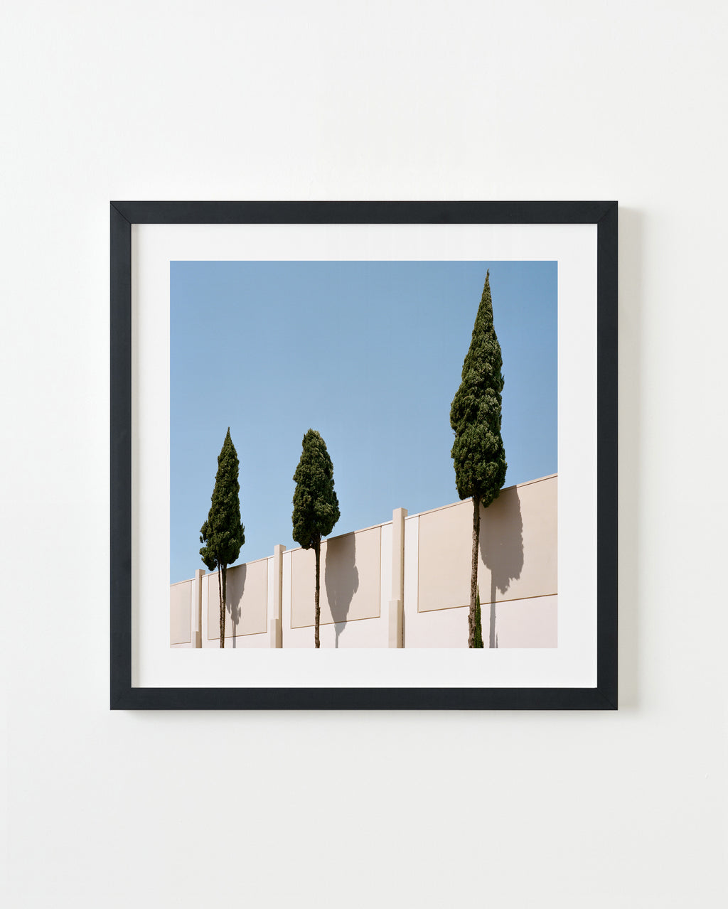 Photography by Sinziana Velicescu titled "Glendale, CA" - 3.