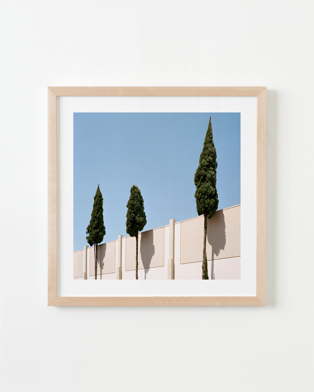Photography by Sinziana Velicescu titled "Glendale, CA" - 4.