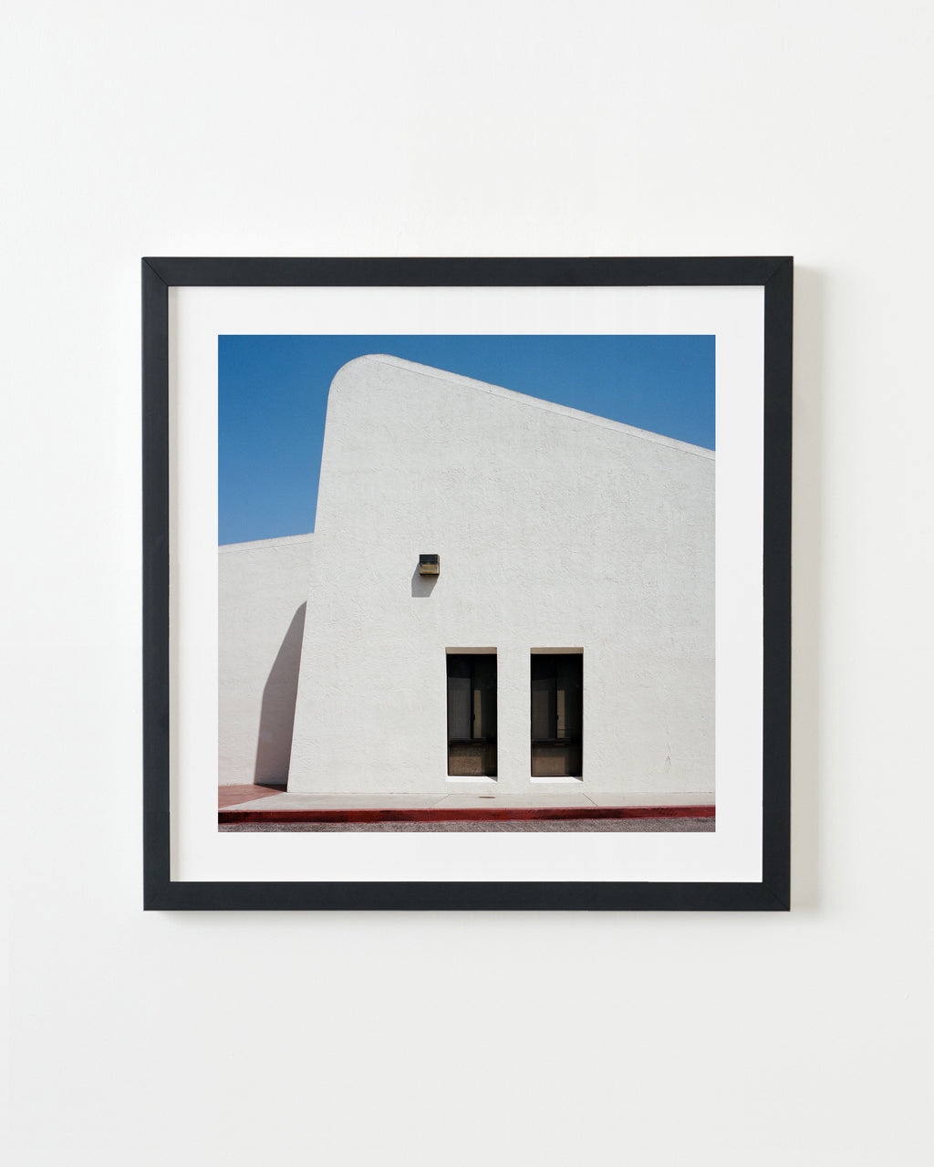 Photography by Sinziana Velicescu titled "San Pedro, CA" - 3.