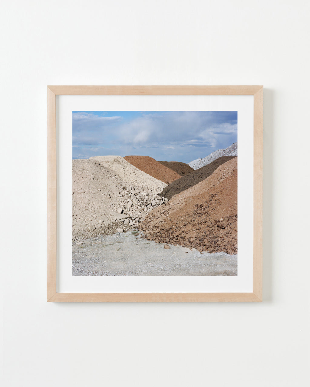 Photography by Sinziana Velicescu titled "Two Guns, AZ" - 3.