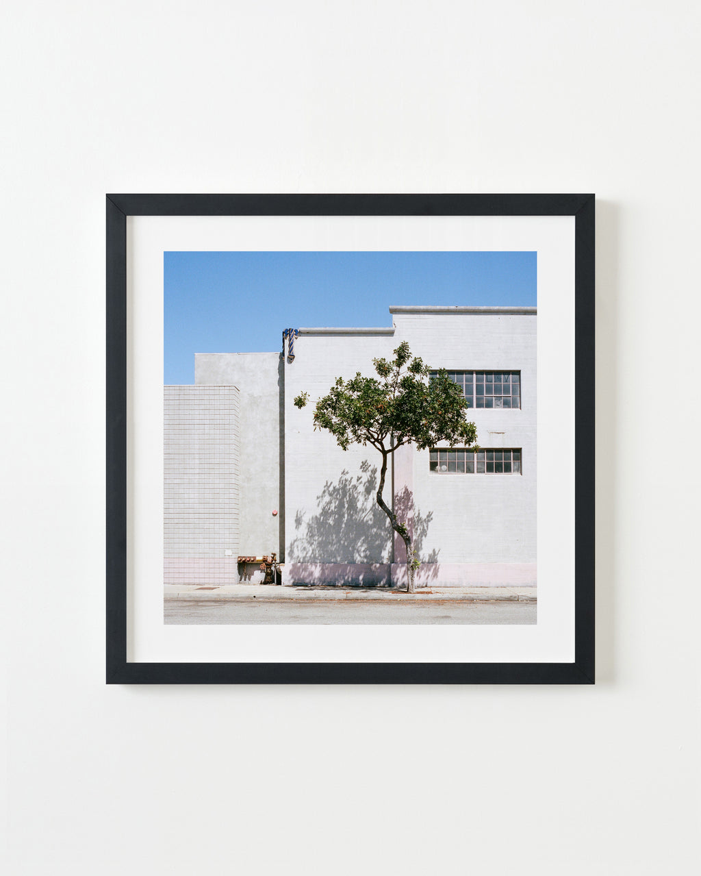 Photography by Sinziana Velicescu titled "Vernon, CA" - 3.