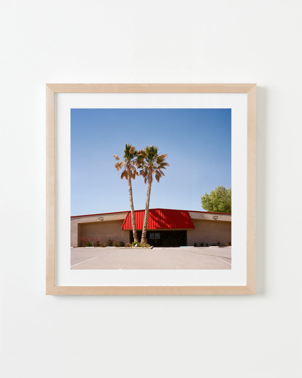 Photography by Sinziana Velicescu titled "Victorville, CA" - 4.