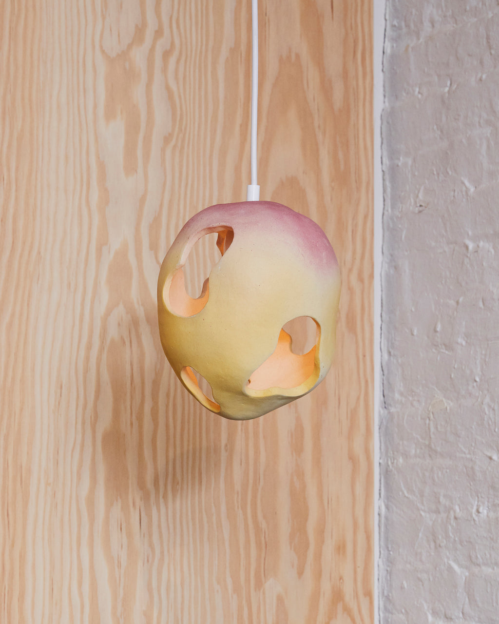 Sculpture by Angel Oloshove titled "Illuminated Orb" - 2.