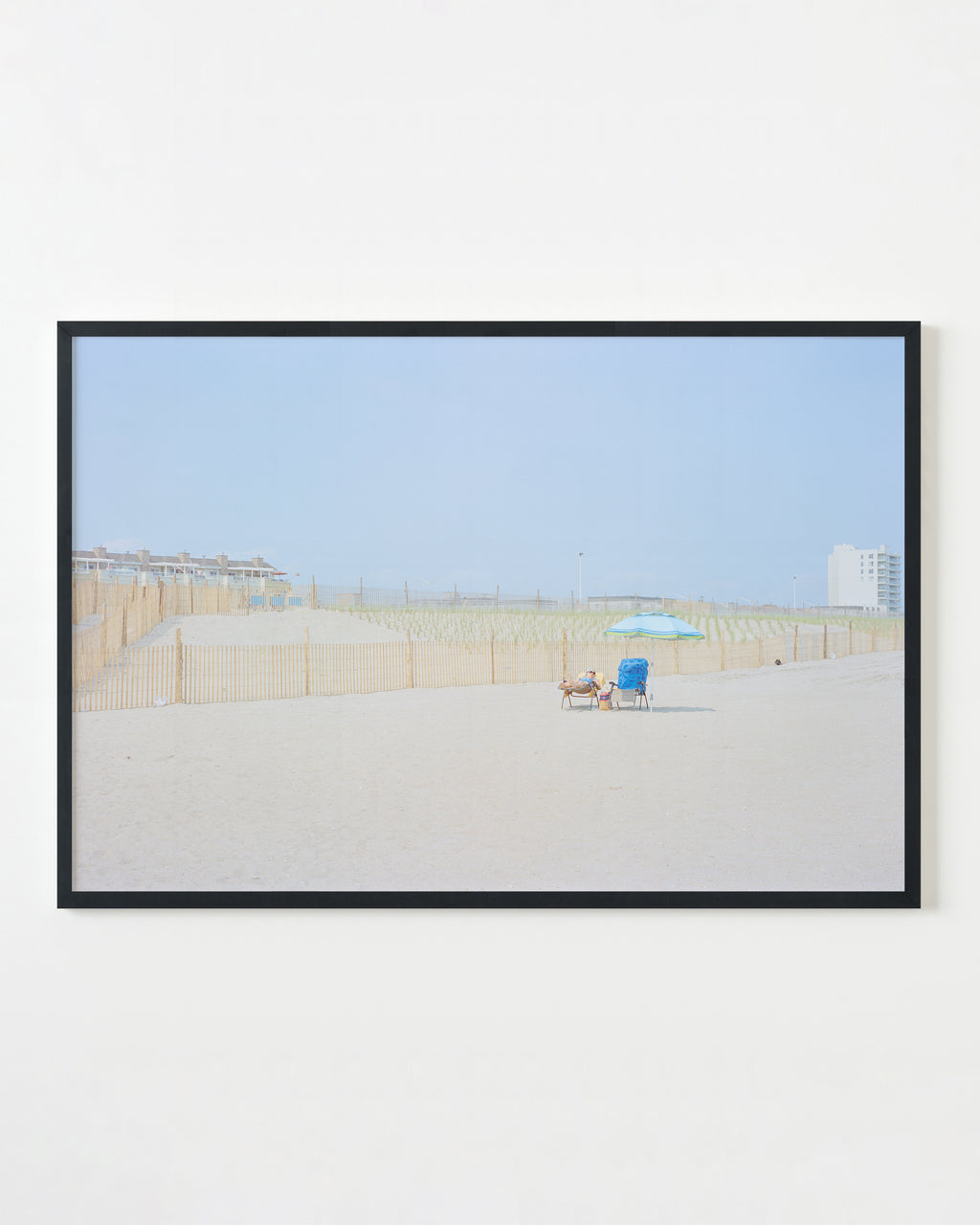 Photography by Ward Roberts titled "flotsam 40" - 3.