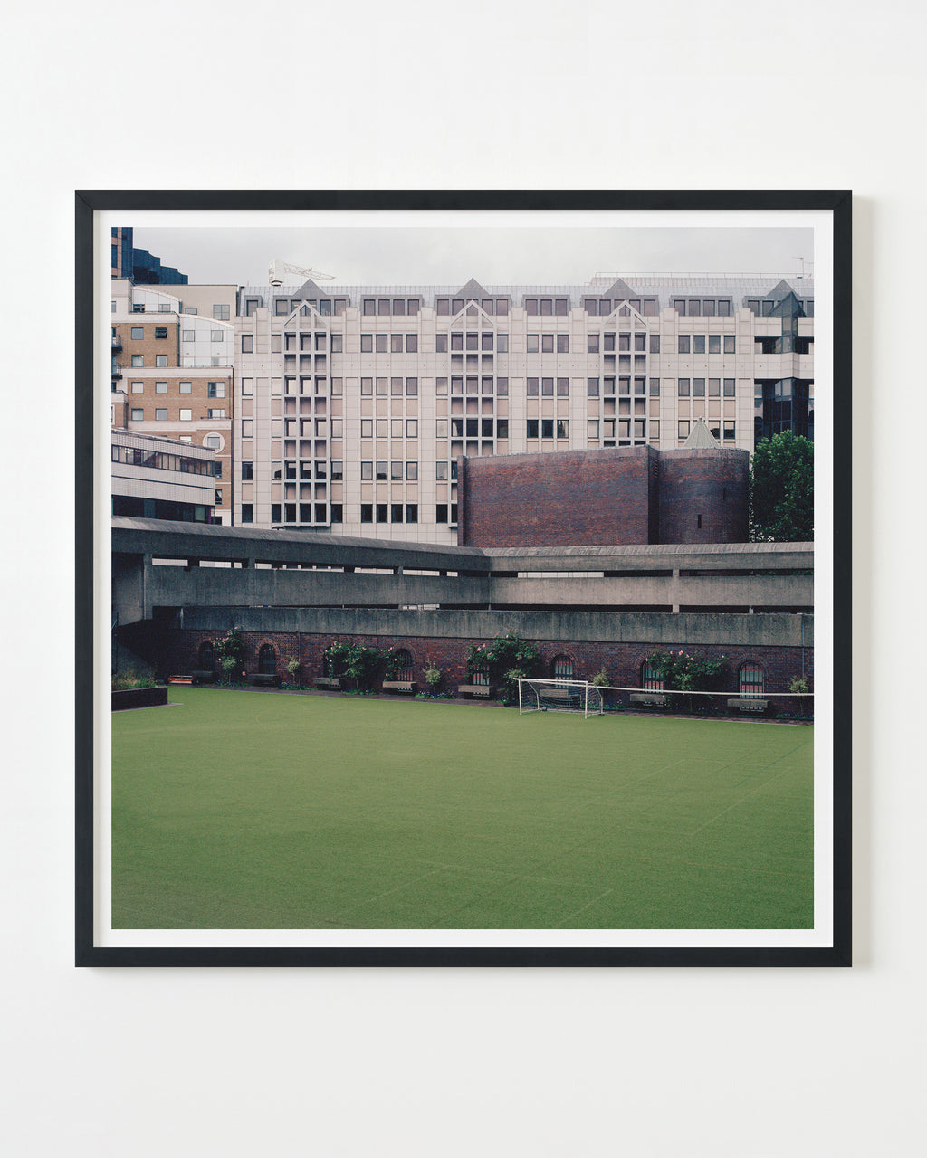 Photography by Ward Roberts titled "court 2 - london 2009" - 3.