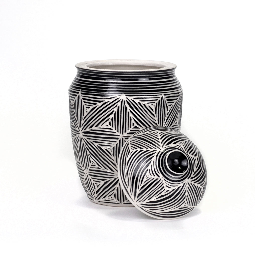 Sculpture by Dana Bechert titled "Lidded Jar" - 3.
