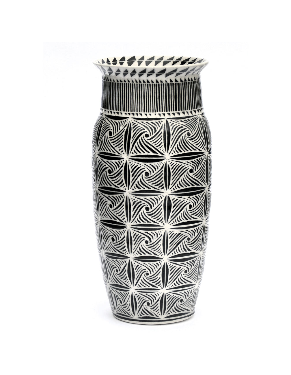 Sculpture by Dana Bechert titled "Whirl Vase" - 2.
